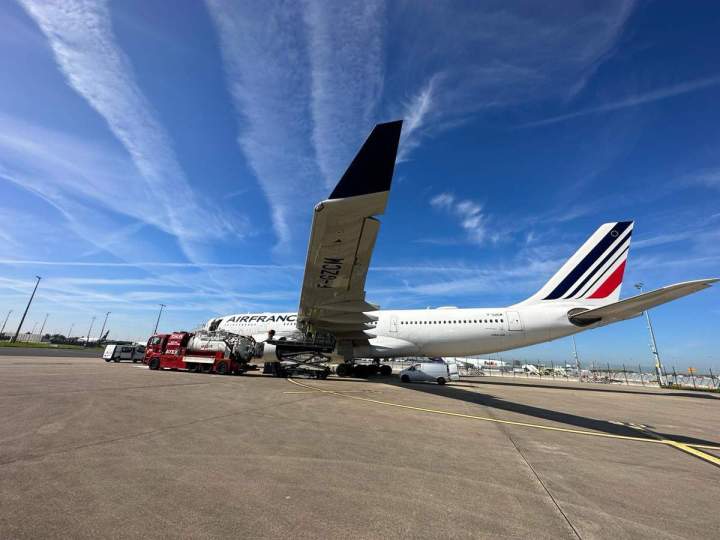 Defueling de kérosène d'avions - Île-de-France