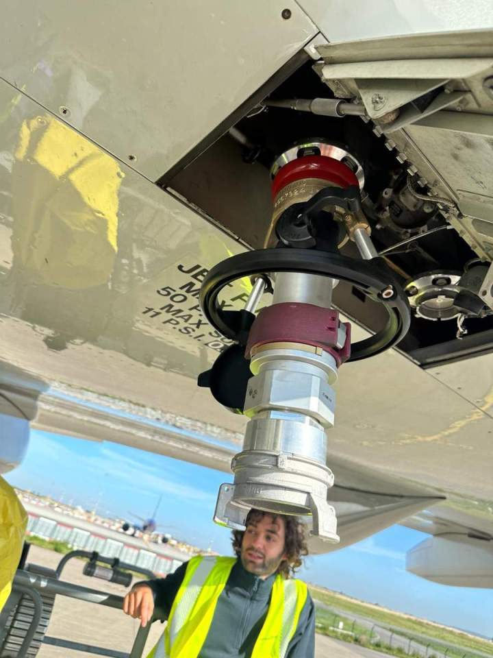 Defueling de kérosène d'avions - Île-de-France