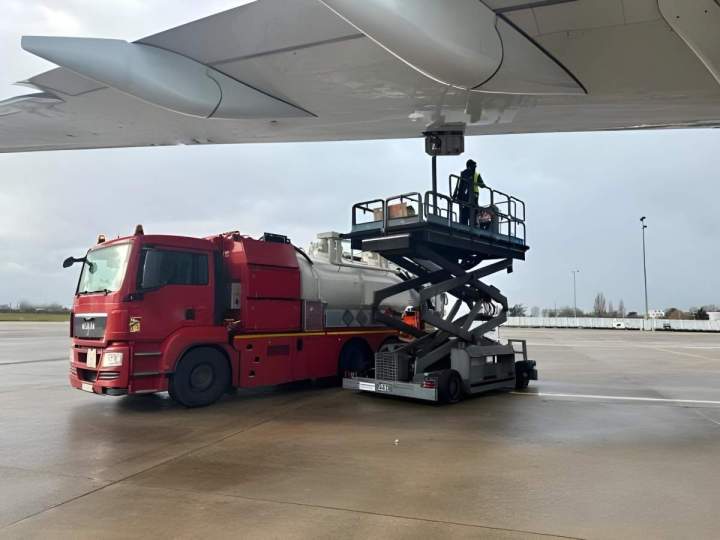 Defueling de kérosène d'avions Île-de-France